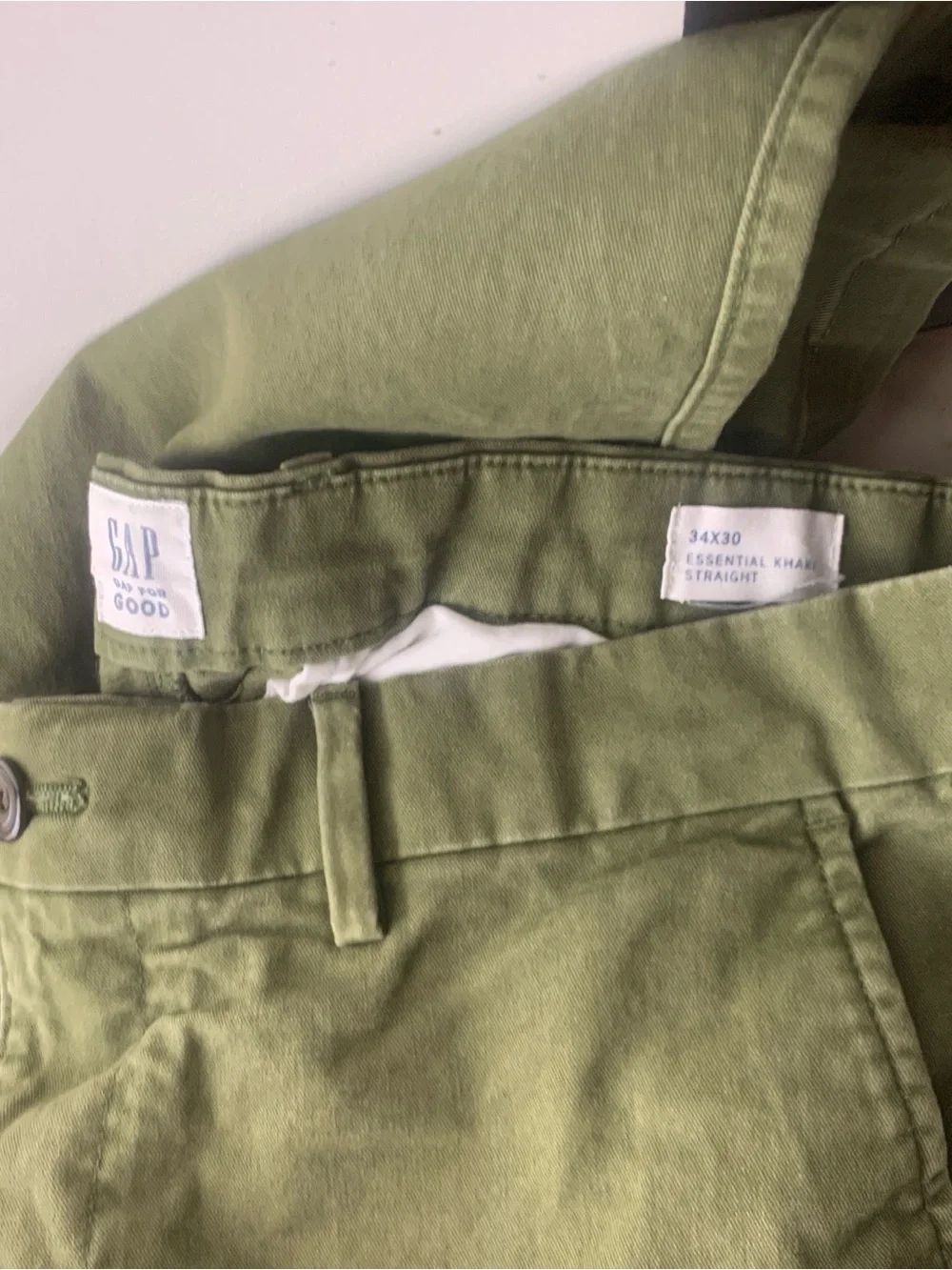 GAP Men Size 34 x 30 Pants Green Essential Khakis Straight Leg Chinos Stretch